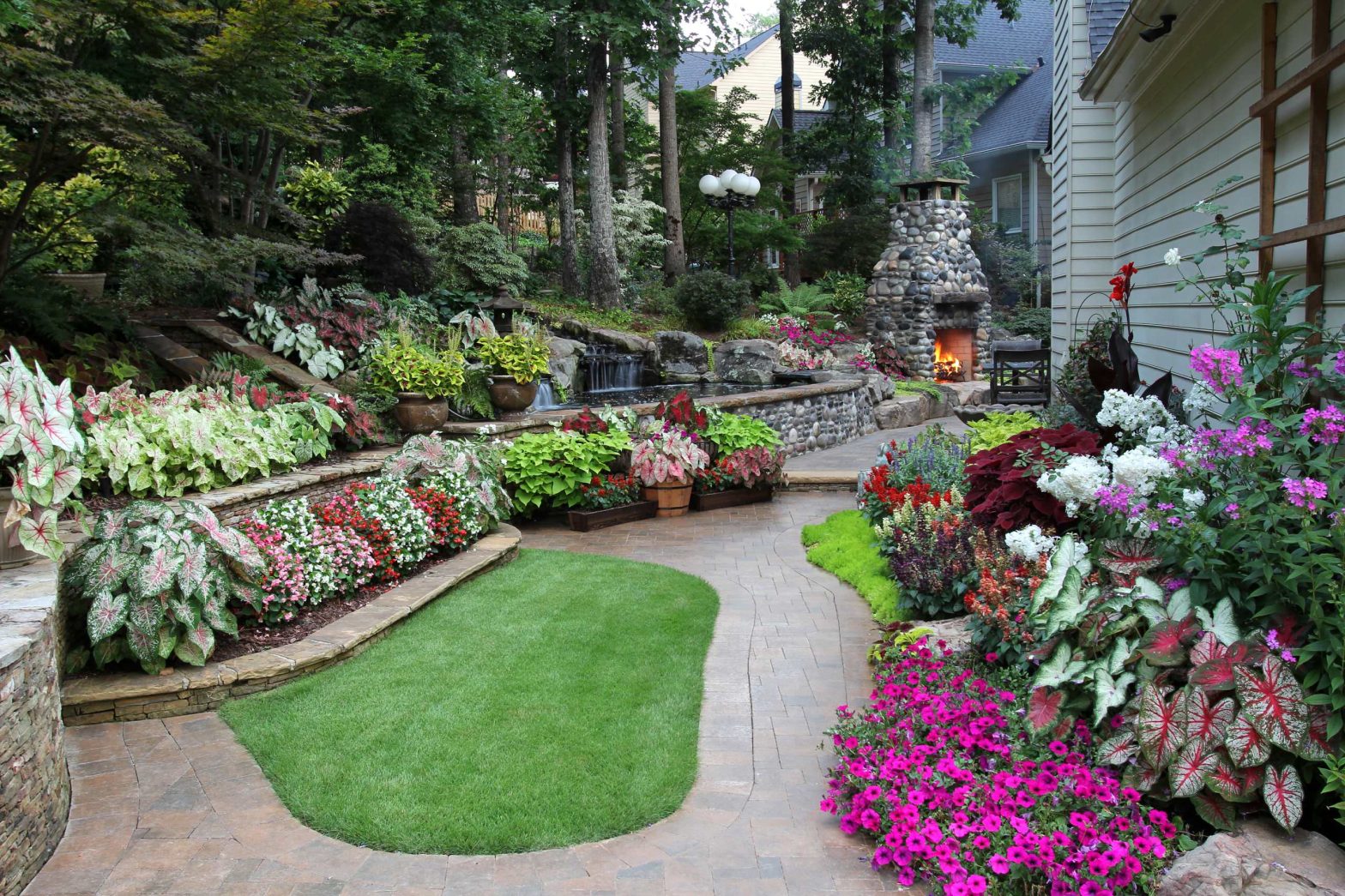 Discover 9 Inspiring Landscaping Styles for Your Garden